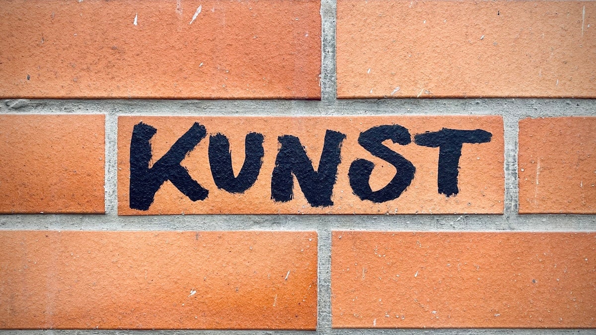 Kunst Art @ Angewandte Wien Vienna
Murales, tagging, writing near Angewandte university Vienna